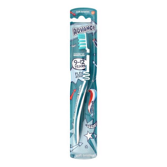 Periuță de dinți Aquafresh Advanced